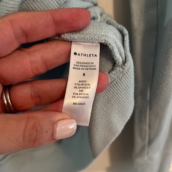 Athleta Sweatshirt - Picture 8 of 13